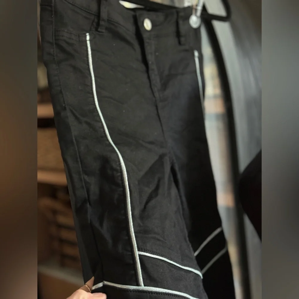 Weissman Cropped Pullover & Balera Performance pants with Piping Hip Hop Costume